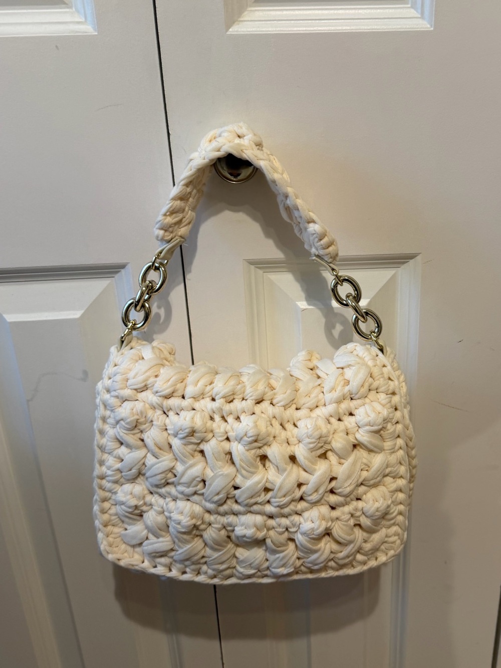 Zara Cream Crochet Hand/Shoulder Bag with Gold Chain Links